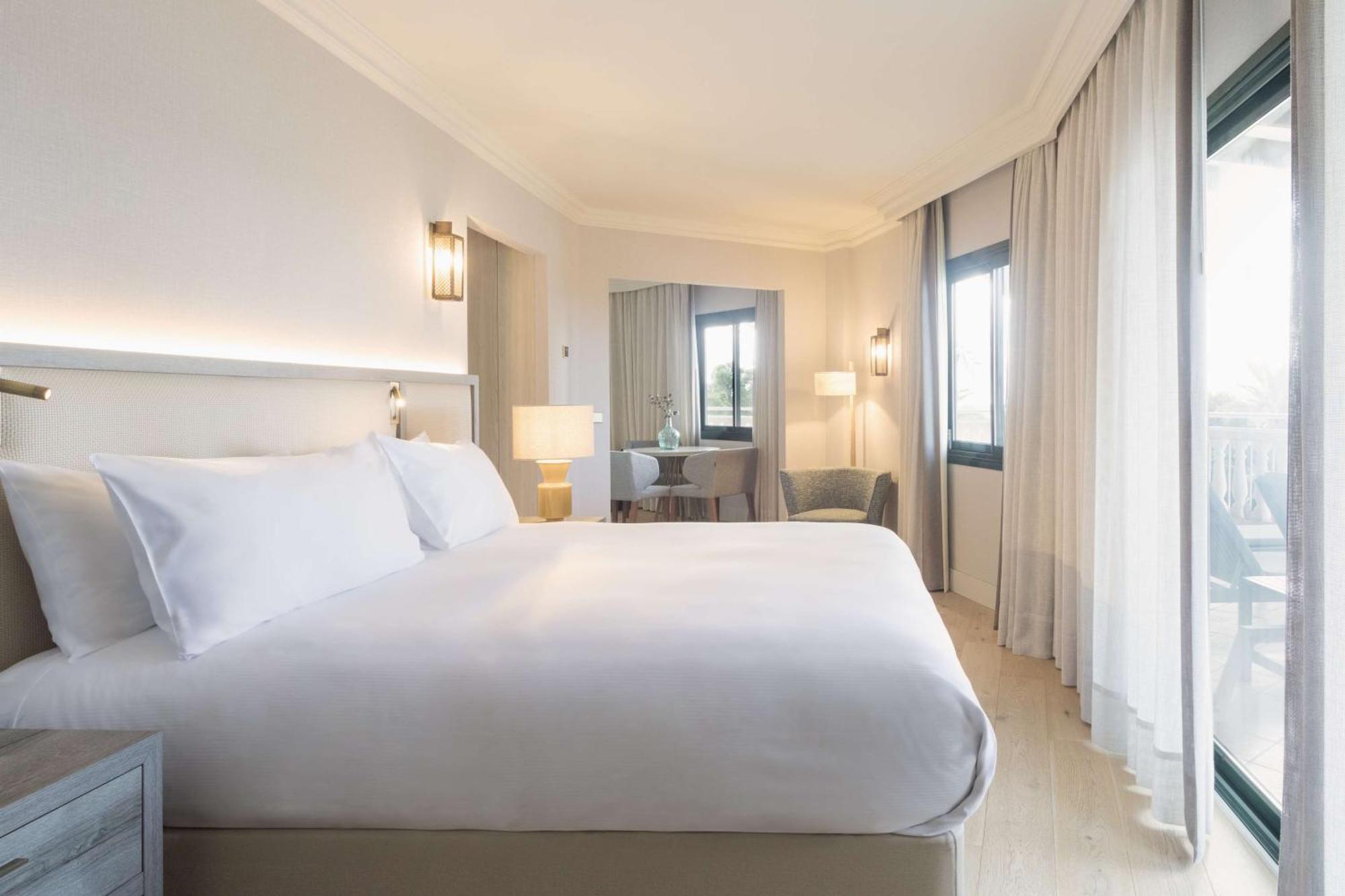 Hilton Mallorca Galatzo パゲラ エクステリア 写真 A room at the hotel