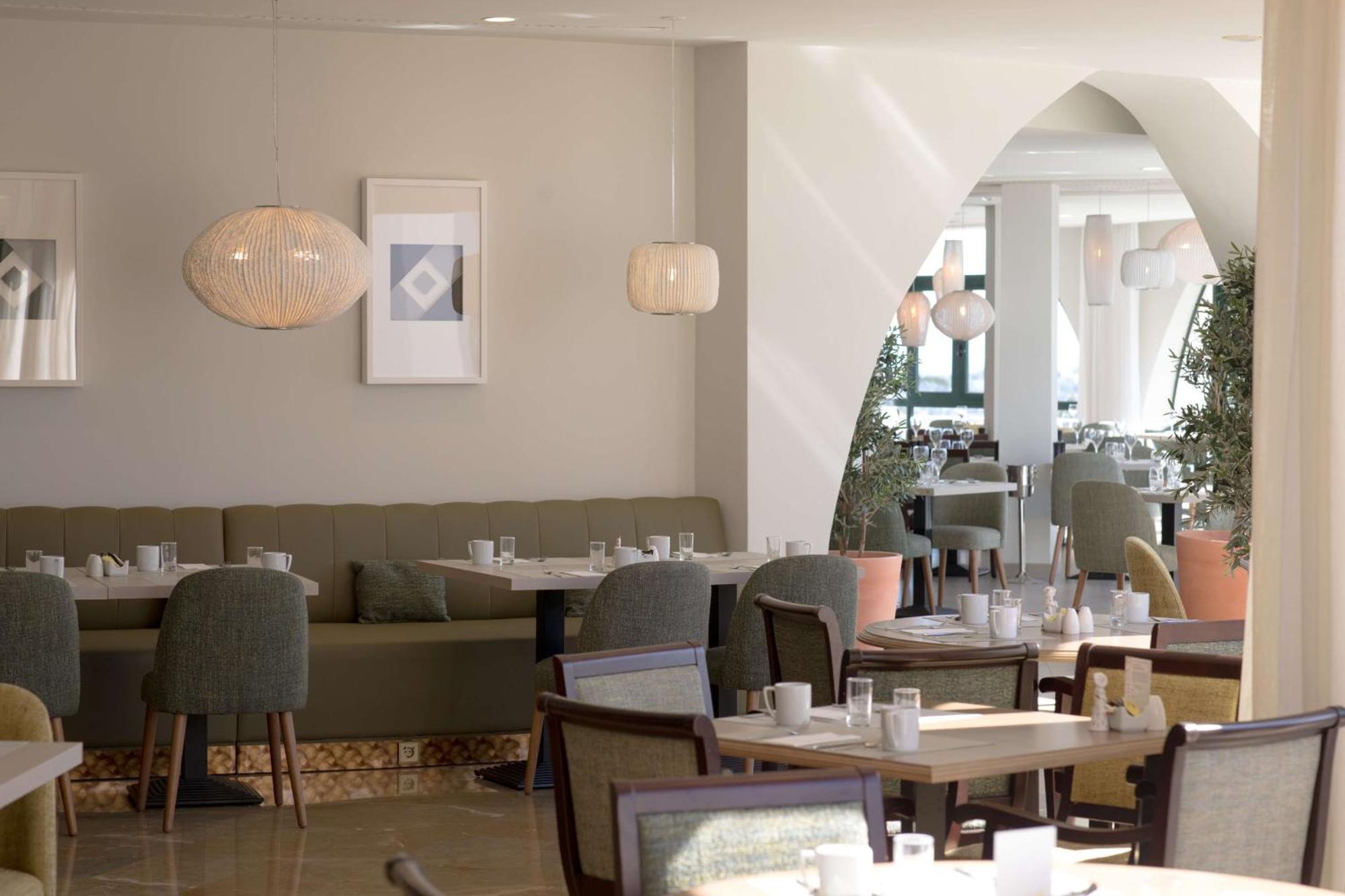 Hilton Mallorca Galatzo パゲラ エクステリア 写真 The restaurant